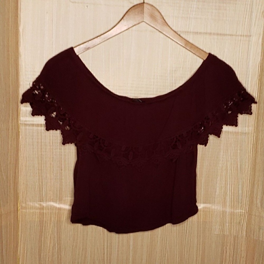 Ambiance Womens Maroon Off The Shoulder Cropped Crochet Top Large